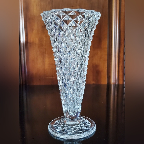 Vntg 🇩🇪 8 1/8" Lead Crystal Diamond 💎 Point Vase by Princess House - Picture 2 of 15